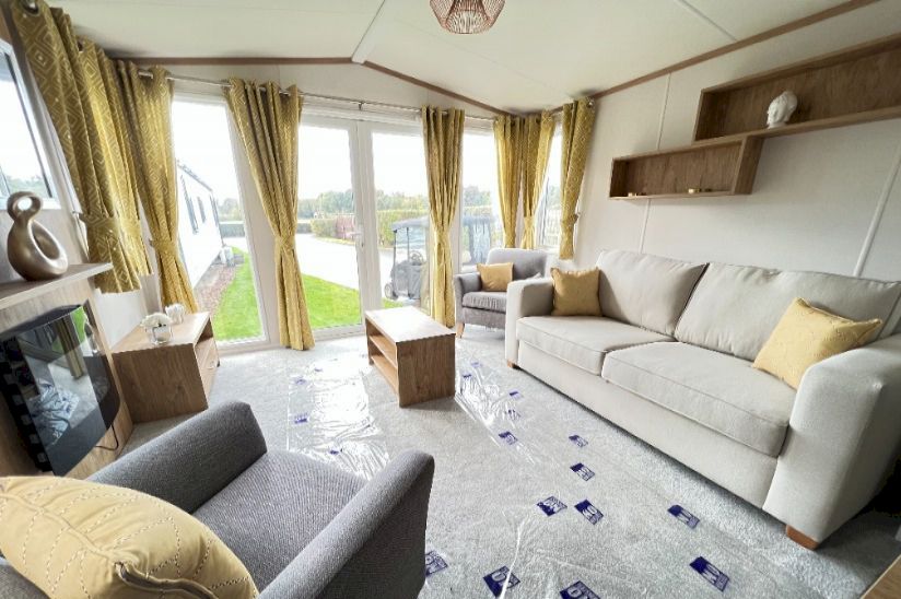 Two Bed Sunseeker Spirit (39x12) 2023 Two Bed Sunseeker Spirit (39x12) 2023