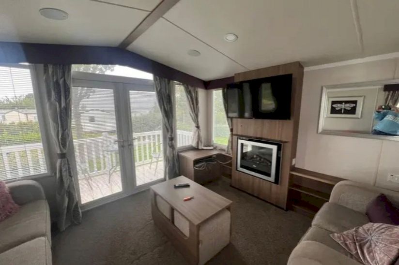 Three Bed Preowned Swift Bordeaux (40x12) 2018 Three Bed Preowned Swift Bordeaux (40x12) 2018