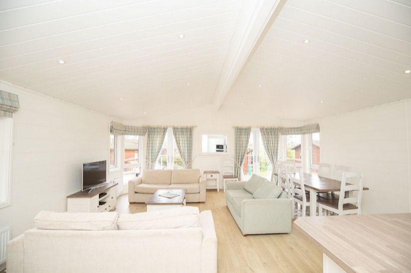 Three Bed Geldeston Holiday Lodge Three Bed Geldeston Holiday Lodge