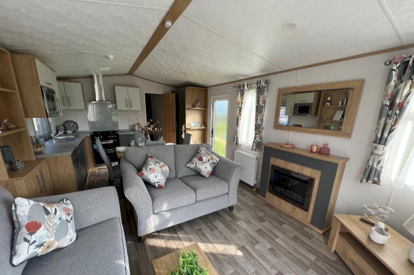 Carnaby Silverdale (12x39) 2024 Carnaby Silverdale (12x39) 2024