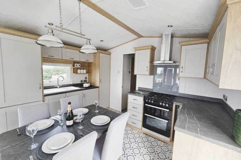 Two Bed Carnaby Highgrove (40x12) 2023 Two Bed Carnaby Highgrove (40x12) 2023