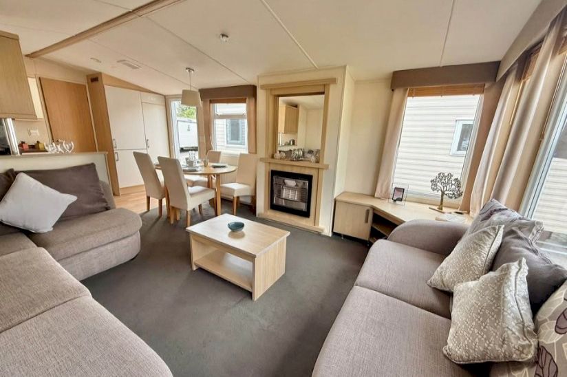 Three Bed Swift Moselle (38x12) 2010 Three Bed Swift Moselle (38x12) 2010