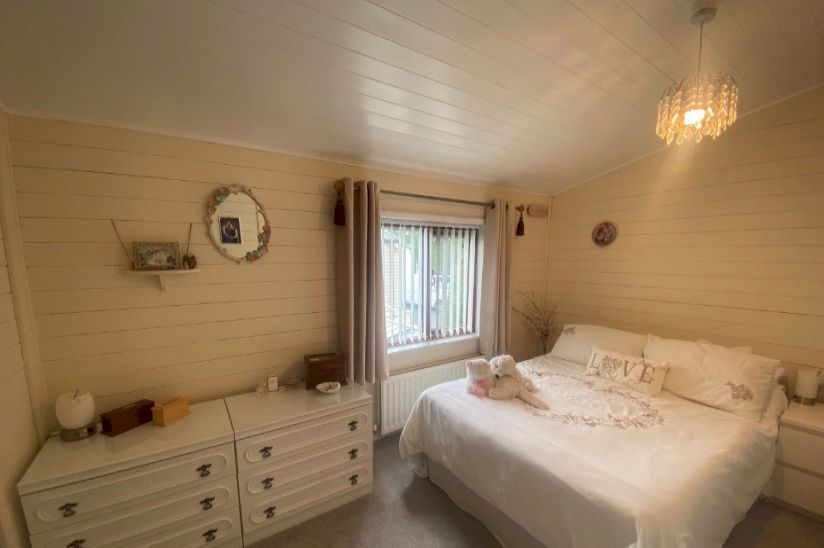 Three Bed Peveril Lodge Three Bed Peveril Lodge