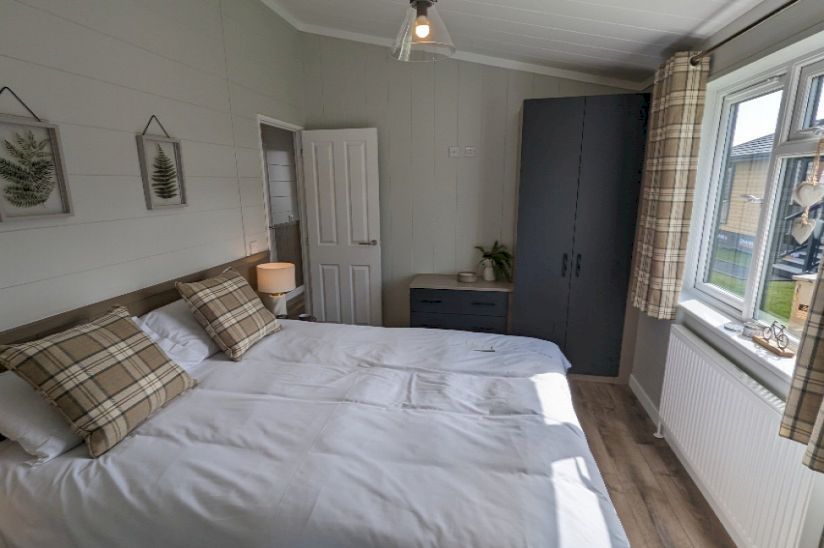 Two Bed Woodland Lodge (45x20) Two Bed Woodland Lodge (45x20)