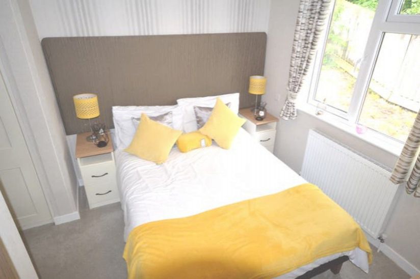 Two Bed Omar Westfield (34x16) 2014 Two Bed Omar Westfield (34x16) 2014