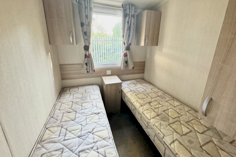 Three Bed Swift Bordeaux (38x12) Three Bed Swift Bordeaux (38x12)