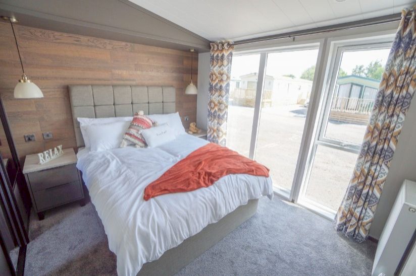 Two Bed Victory Lakewood (40x14) Two Bed Victory Lakewood (40x14)