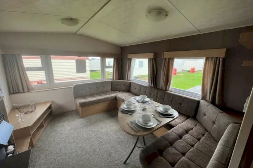 Two Bed Pre-Owned Delta Santana (28x10) 2014 Two Bed Pre-Owned Delta Santana (28x10) 2014