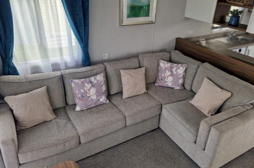Pre-Loved Willerby Avonmore (38x12) 2020 Pre-Loved Willerby Avonmore (38x12) 2020