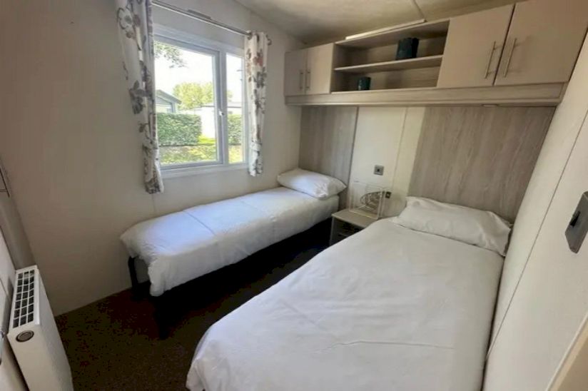 Two Bed Preowned Delta Summer (40x12) Two Bed Preowned Delta Summer (40x12)