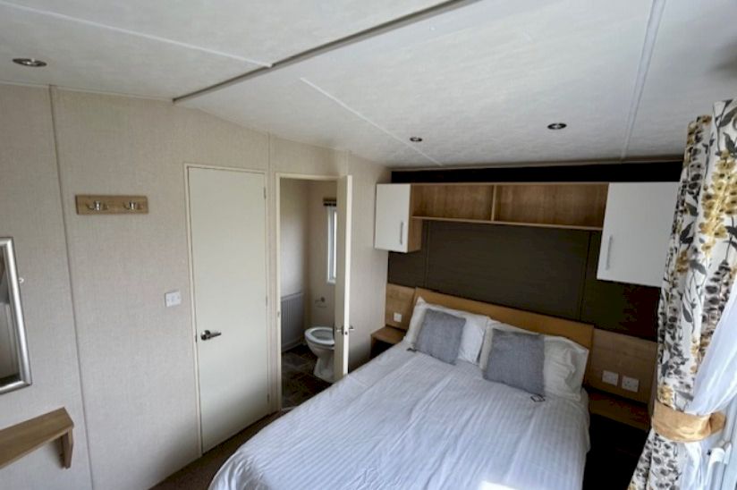 Two Bed Victory Sandhurst (38x12) 2017 Two Bed Victory Sandhurst (38x12) 2017