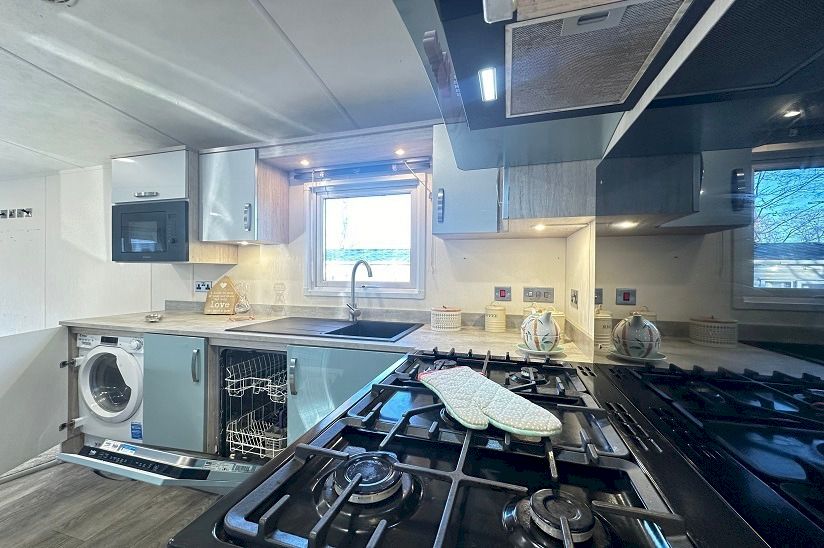 Two Bed Delta Superior Deluxe (40x14) 2019 Two Bed Delta Superior Deluxe (40x14) 2019