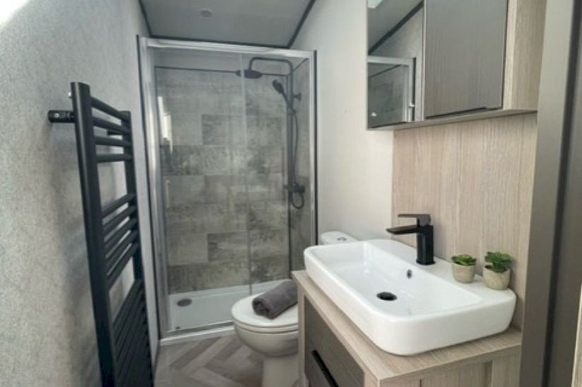 Two Bed Victory Lakewood (42x13) 2023 Two Bed Victory Lakewood (42x13) 2023