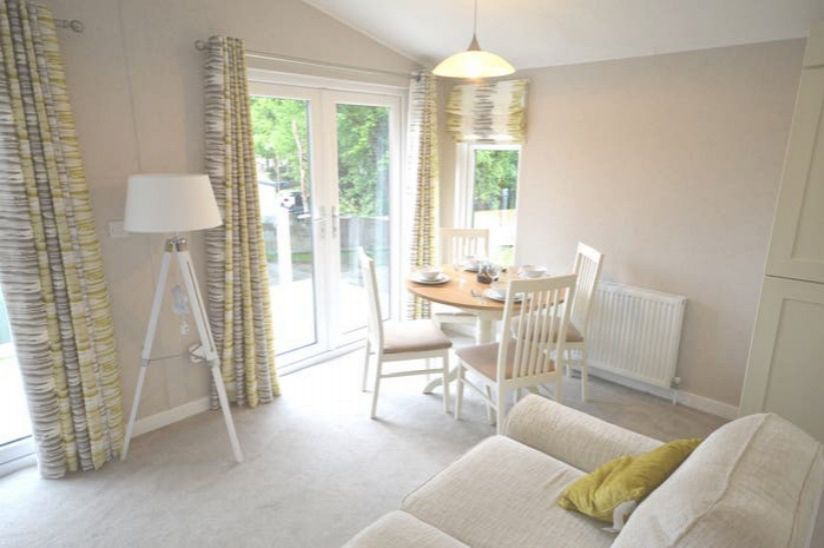 Two Bed Omar Westfield (34x16) 2014 Two Bed Omar Westfield (34x16) 2014