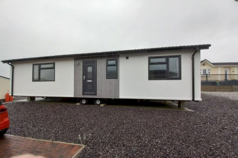 Two Bed Omar Westbury (40x20) Two Bed Omar Westbury (40x20)