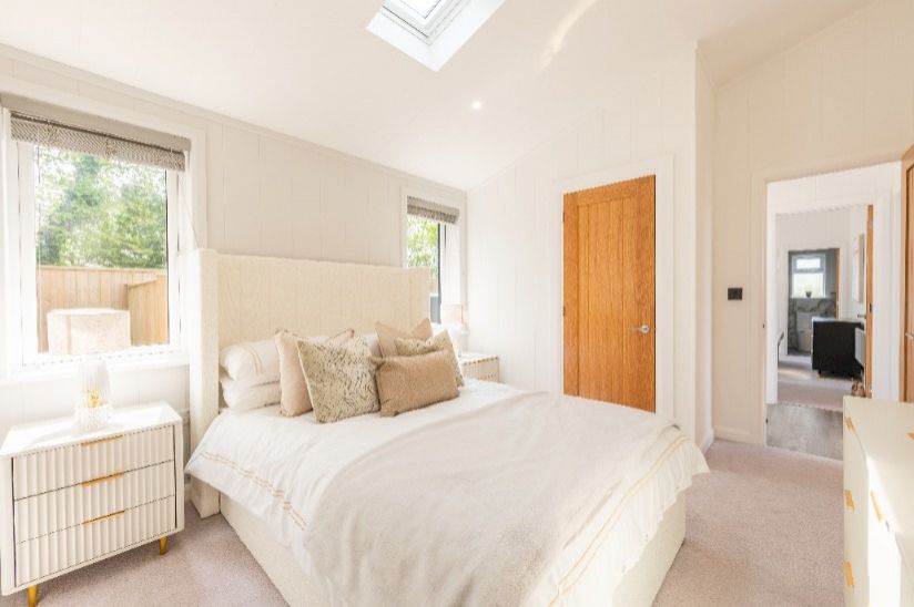 Two Bed Bespoke Sky Fall Lodge (45x22) Two Bed Bespoke Sky Fall Lodge (45x22)