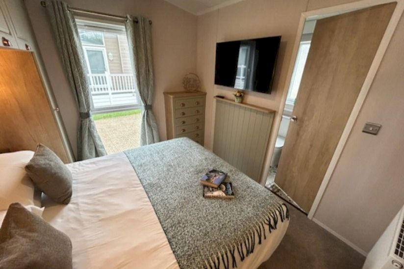 Two Bed Swift Vendee (42x13) 2023 Two Bed Swift Vendee (42x13) 2023