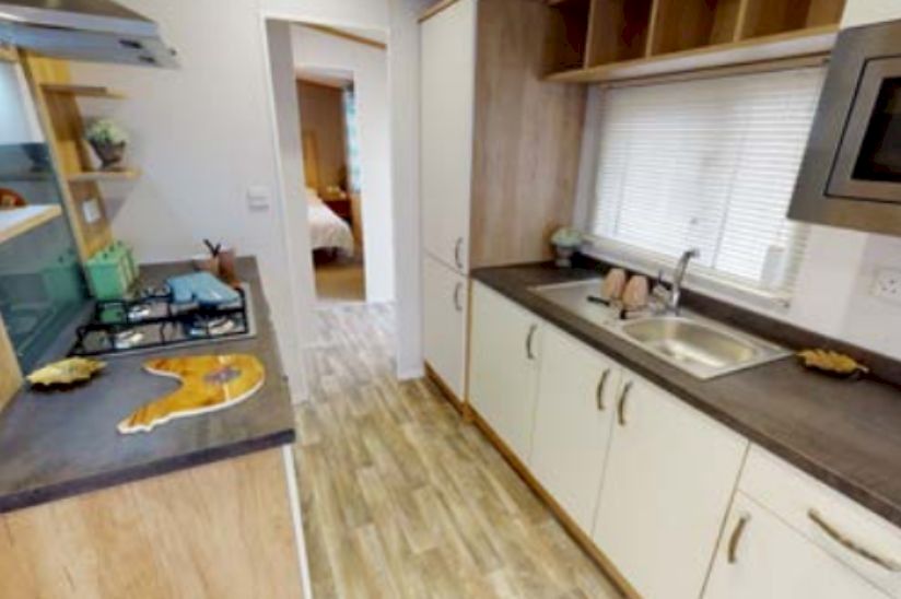 Two Bed Sunseeker Zest Two Bed Sunseeker Zest