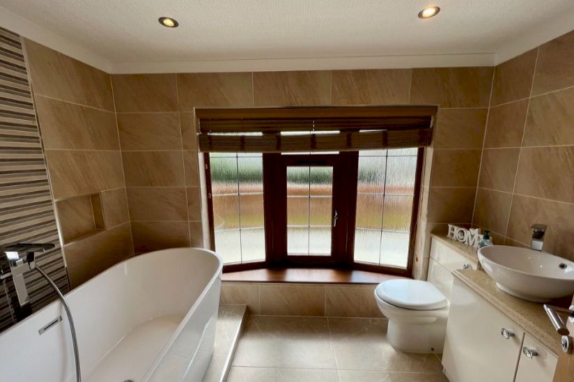 Three Bed Bespoke Richmond Park Home Three Bed Bespoke Richmond Park Home