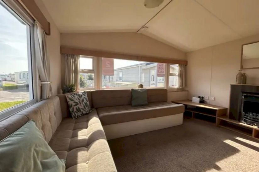 Two bed Delta Resort (28x12) 2014 Two bed Delta Resort (28x12) 2014