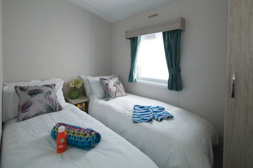 Brand New Two Bed Delta Lodge Brand New Two Bed Delta Lodge