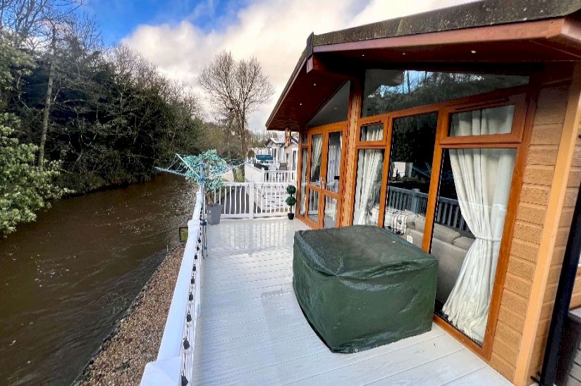 Two Bed Pathfinder Lodge (40x16) 2013 Two Bed Pathfinder Lodge (40x16) 2013