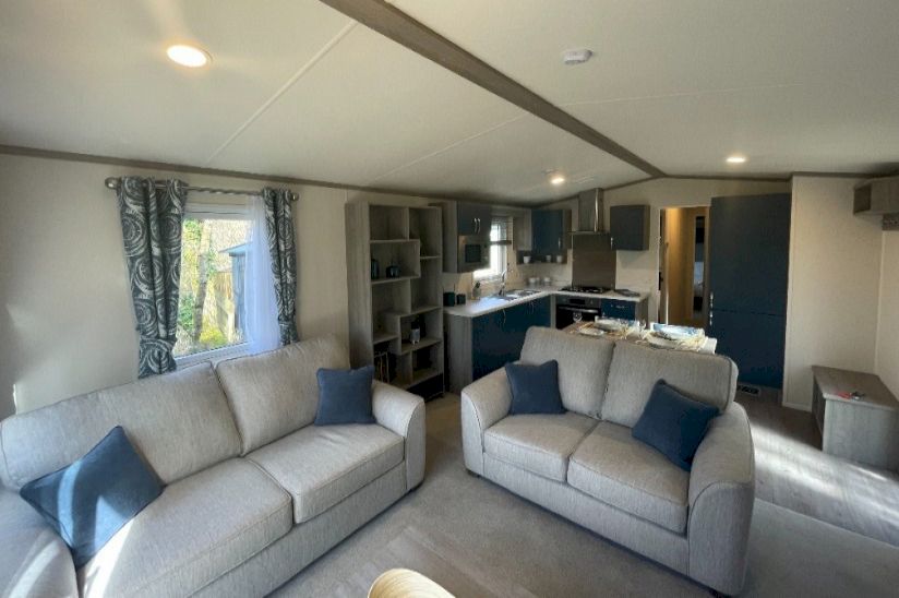 Two Bed Regal Retreat 2023 (38x12) Two Bed Regal Retreat 2023 (38x12)