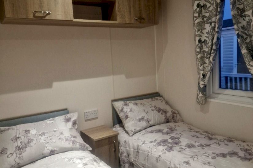 Three Bed Love Royale (40x13) 2023 Three Bed Love Royale (40x13) 2023