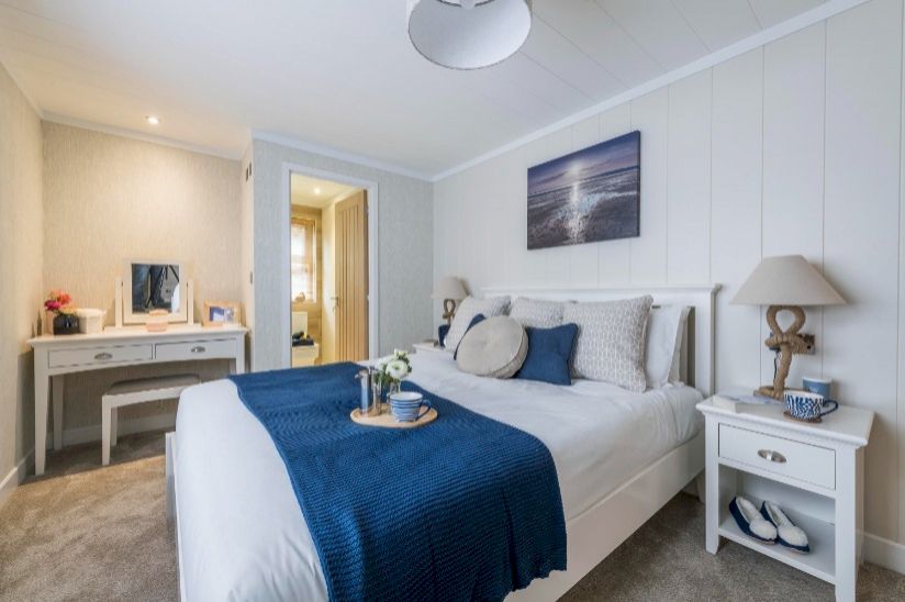 Two Bed Omar Classic Two Bed Omar Classic