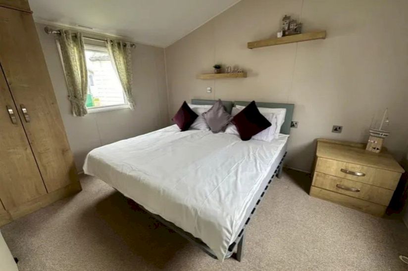 Two Bed Preowned Willerby Richmond WCF (37x12) 2018 Two Bed Preowned Willerby Richmond WCF (37x12) 2018