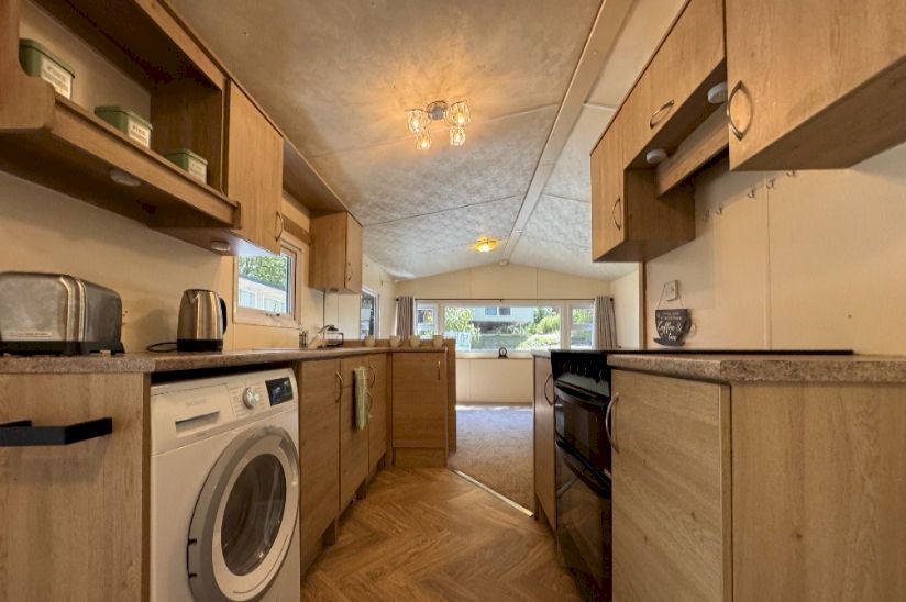 Three Bed Delta Radiant (35x12) 2014 Three Bed Delta Radiant (35x12) 2014