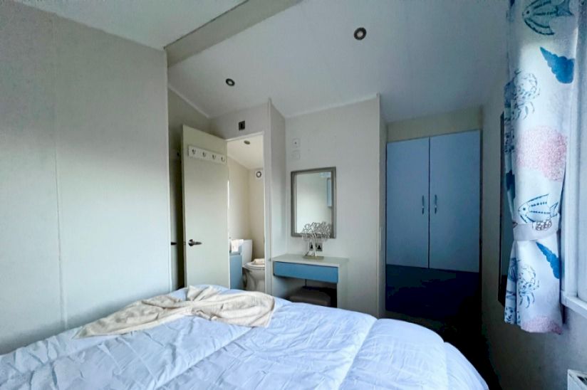 Two Bed Atlas Lookout(40x13) 2017 Two Bed Atlas Lookout(40x13) 2017