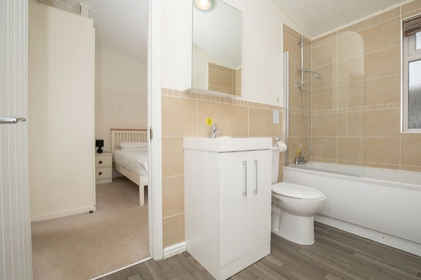 Four Bed Hales Holiday Lodge Four Bed Hales Holiday Lodge