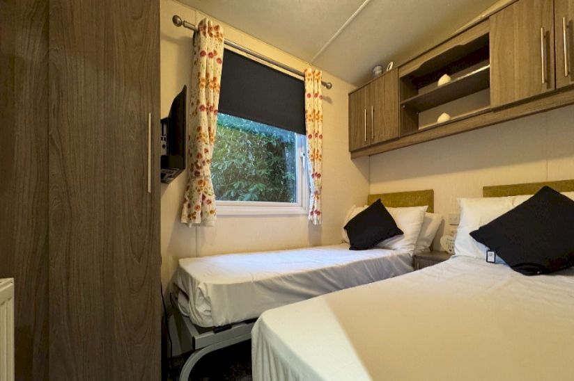 Two Bed Delta Ascot (30x12) 2017 Two Bed Delta Ascot (30x12) 2017