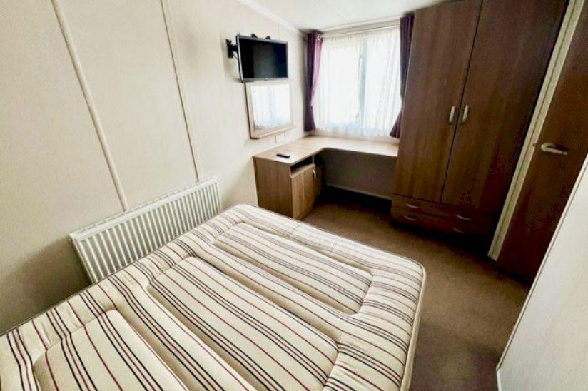 Three bed Swift Bordeaux Three bed Swift Bordeaux