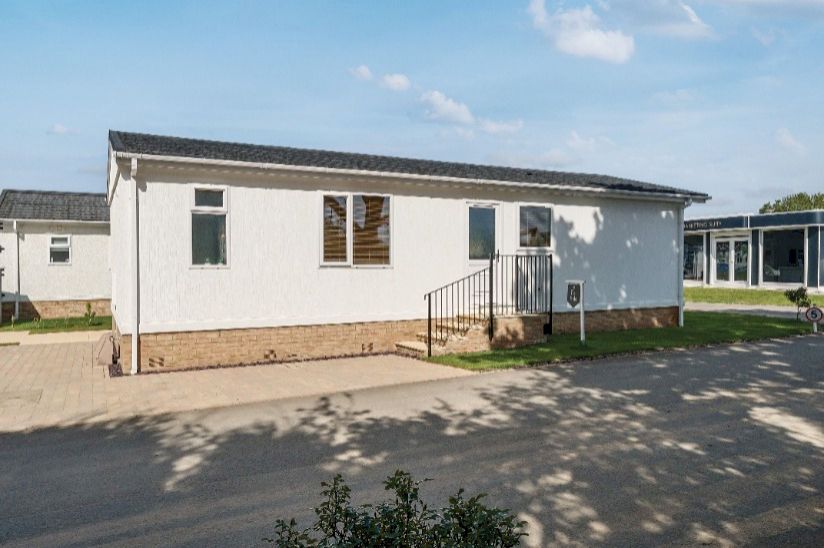 NEW Two Bed Prestige Sonnet NEW Two Bed Prestige Sonnet