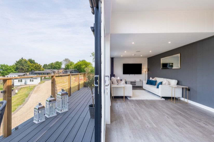 Two Bed Bespoke Sky Fall Lodge (45x22) Two Bed Bespoke Sky Fall Lodge (45x22)