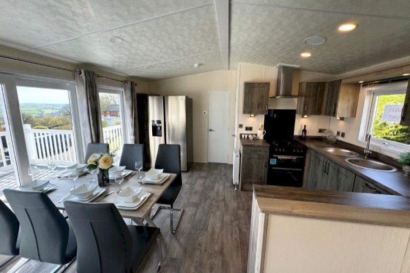 NEW Two Bed Delta Superior Lodge (41x14) 2023 NEW Two Bed Delta Superior Lodge (41x14) 2023