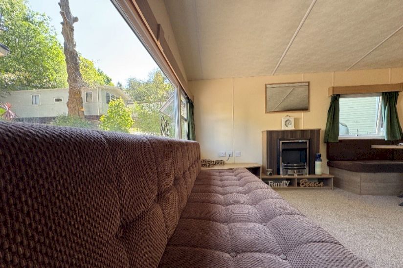 Three Bed Delta Radiant (35x12) 2014 Three Bed Delta Radiant (35x12) 2014