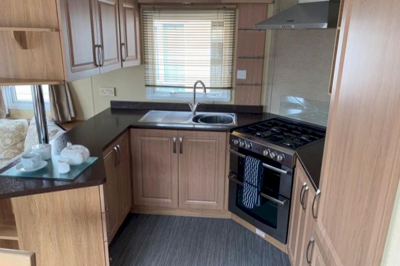 Two Bed BK Bluebird Grosvenor (37x12) 2011 Two Bed BK Bluebird Grosvenor (37x12) 2011