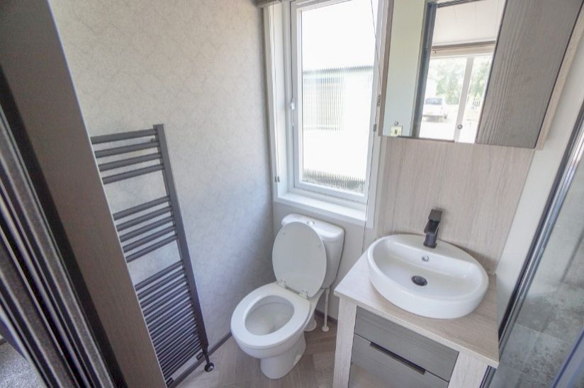 Two Bed Victory Lakewood (40x14) Two Bed Victory Lakewood (40x14)