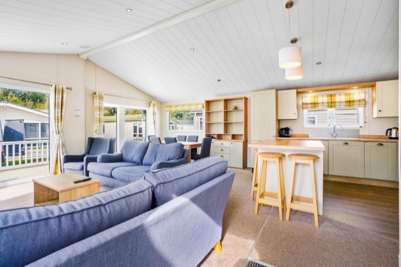 CHEAP STATIC LUXURY LODGE FOR SALE IN SUFFOLK CHEAP STATIC LUXURY LODGE FOR SALE IN SUFFOLK