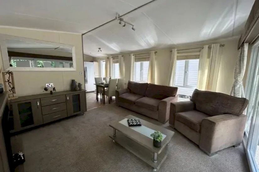 Two Bed Pre-Owned Delta Cambridge (40x13) 2019 Two Bed Pre-Owned Delta Cambridge (40x13) 2019
