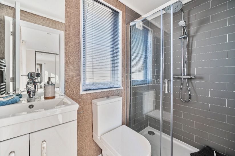 NEW Two Bed Prestige Residence (45x20) NEW Two Bed Prestige Residence (45x20)