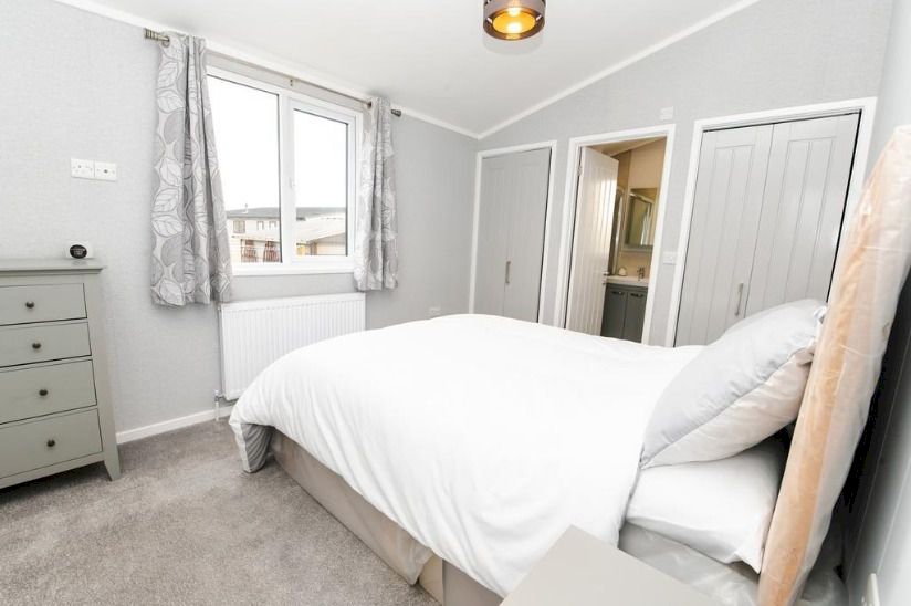Two Bed Park Realty Radcliffe (40x20) Two Bed Park Realty Radcliffe (40x20)