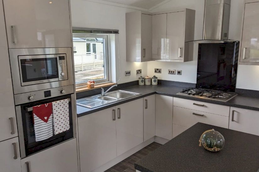 Two Bed Lakeland Lodge (41x16) 2020 Two Bed Lakeland Lodge (41x16) 2020