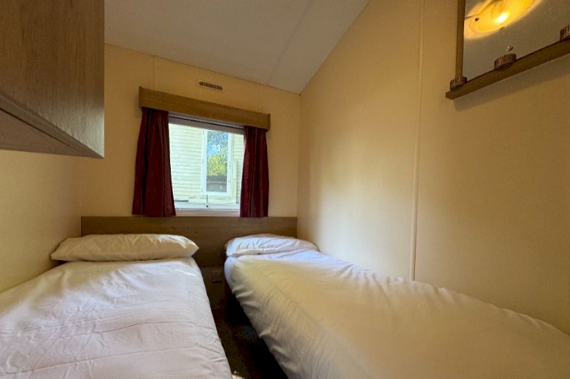 Three Bed Delta Radiant (35x12) 2014 Three Bed Delta Radiant (35x12) 2014