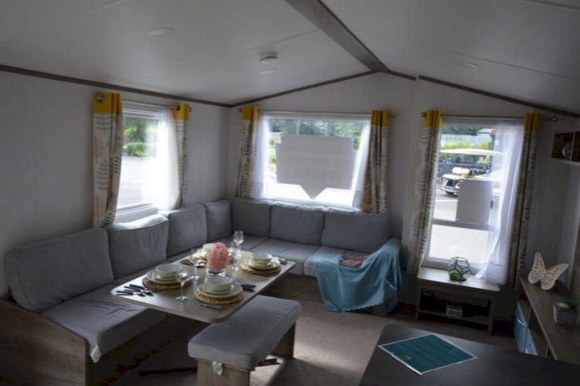 Two Bed Atlas Moonstone (35x12) 2019 Two Bed Atlas Moonstone (35x12) 2019