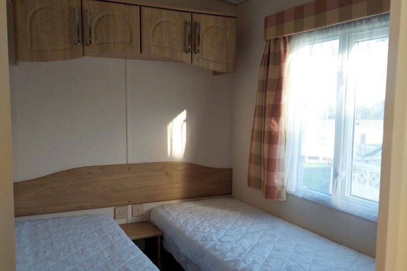 Two Bed Cosalt Sandhurst (38x12) Two Bed Cosalt Sandhurst (38x12)