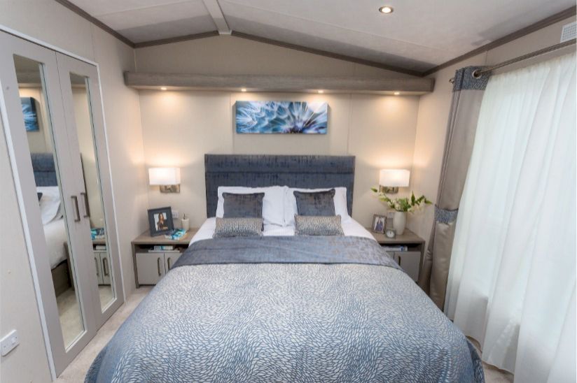 NEW Two Bed Rivington (42x14) NEW Two Bed Rivington (42x14)